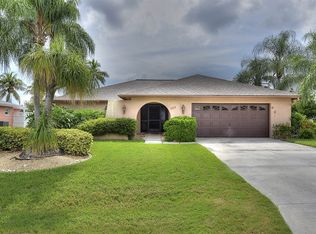 3313 SE 1st Ave, Cape Coral, FL 33904