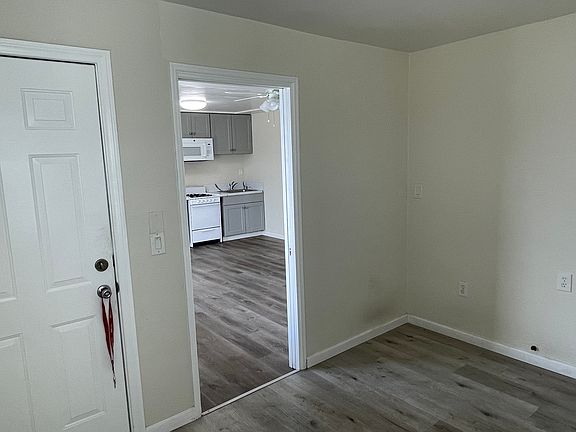 4th image of 4512 58th St