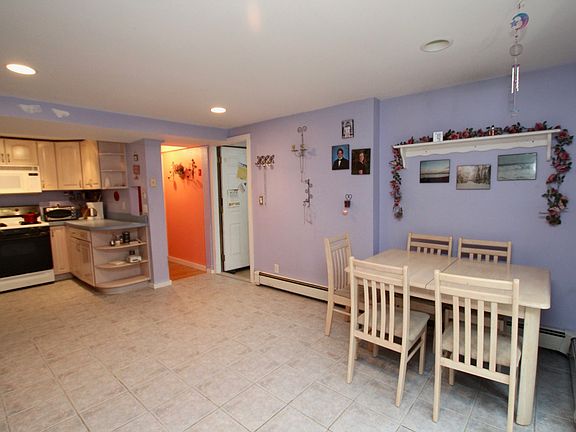 2nd image of 40 Rogers Ln