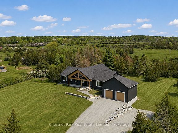 2nd image of 2621 Victoria Rd
