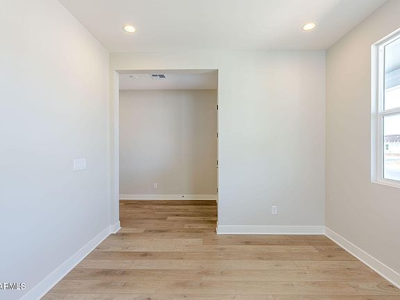 4th image of 11995 N LUCKENBACH Street