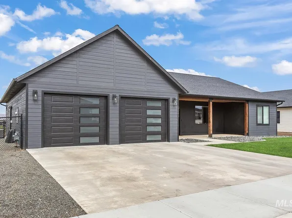 2243 Powers Dr, Lewiston, ID 83501