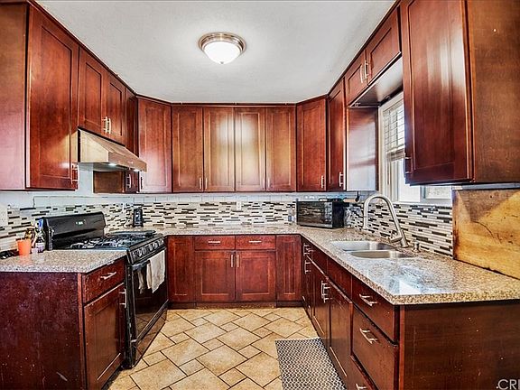 3rd image of 36035 92nd St E