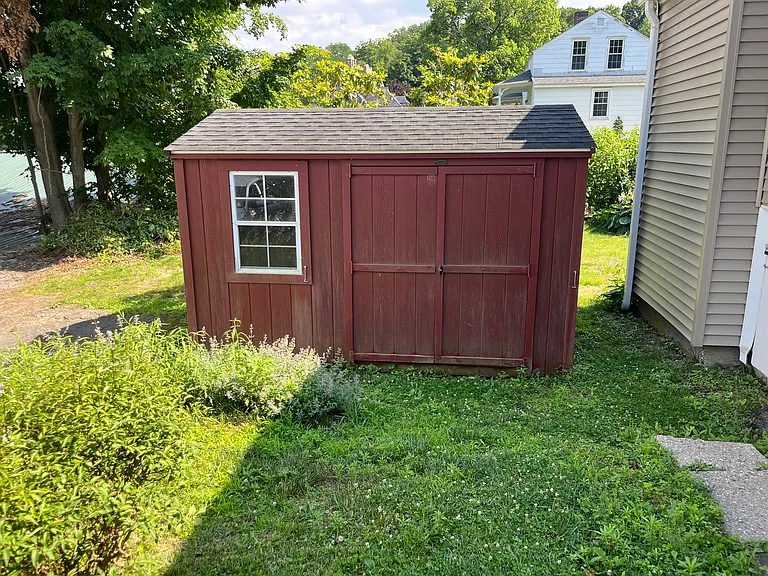 Private shed