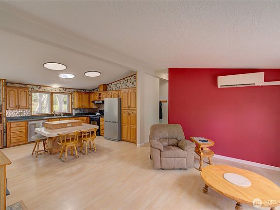4th image of 91 Bighill Road