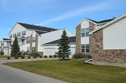 Charleswood Townhomes Photo 1