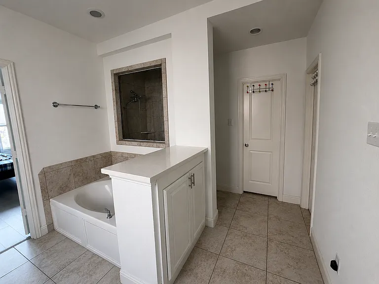 16000 High Line Dr — Photo 11
