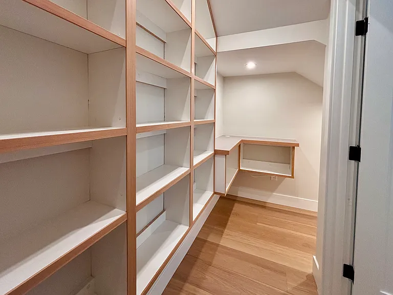 2157 Ash St — Photo 18