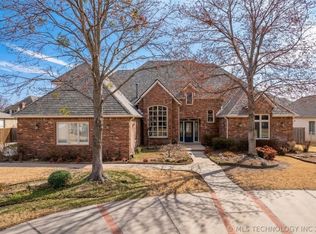 5510 E 107th St, Tulsa, OK 74137