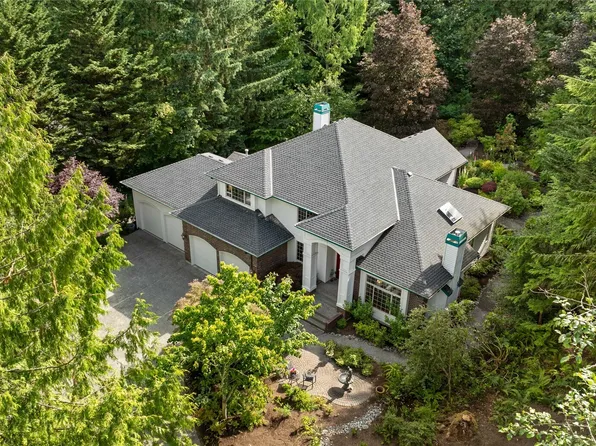 14612 255th Lane SE, Issaquah, WA 98027
