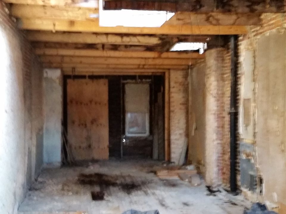 2nd image of 737 N Lakewood Ave
