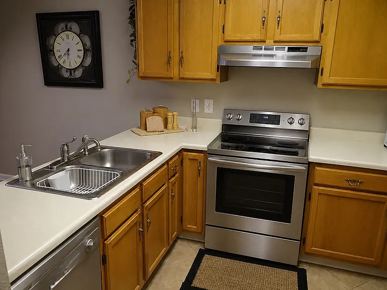 1033 Stonegate Dr #A — Photo 5