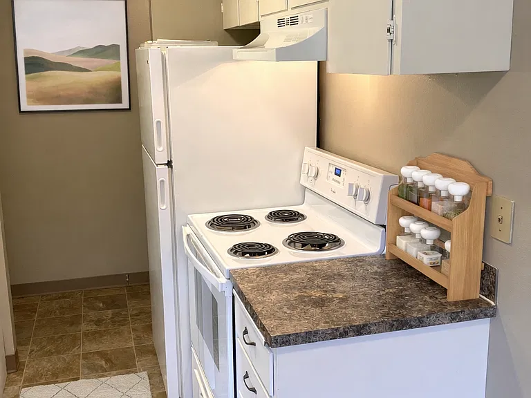 404 S 1st St #11 — Photo 4