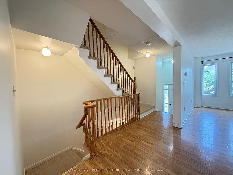 80 Acorn Pl #182 — Photo 8