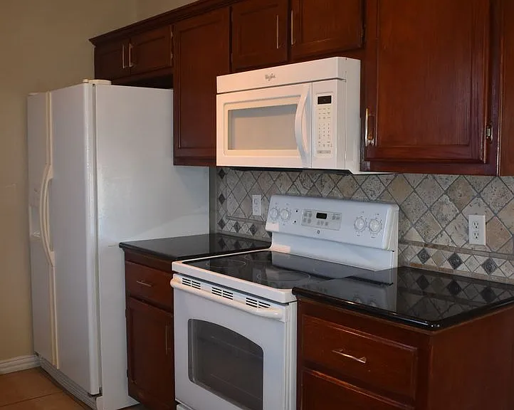 3905 Littlerock Dr — Photo 14