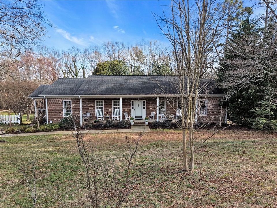 1st image of 639 Sulphur Springs Rd