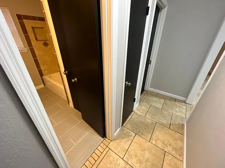 9405 Enid St — Photo 19