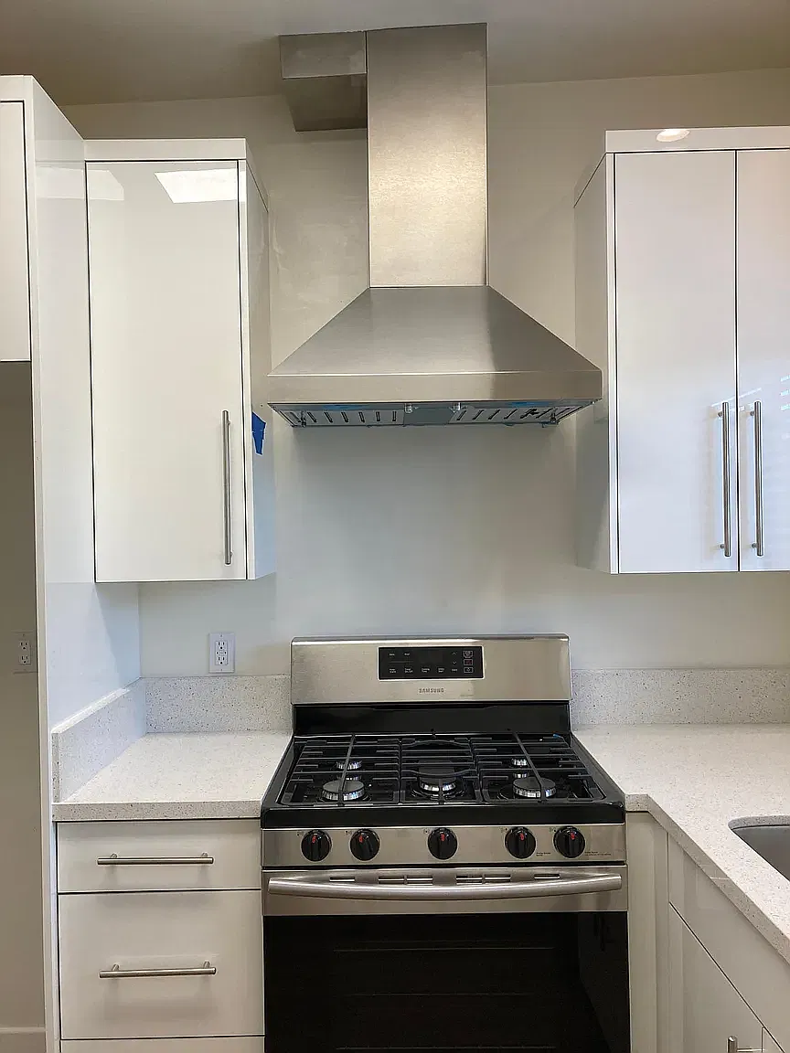 1220 California Ave — Photo 2