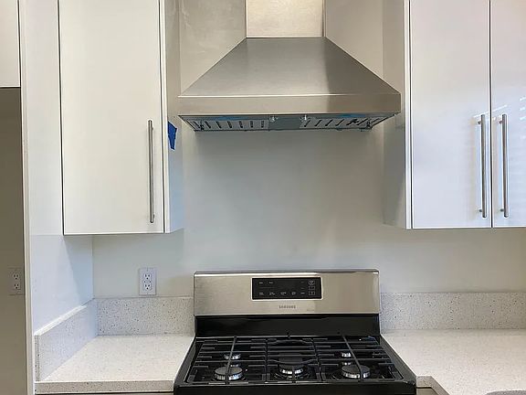 2nd image of 1220 California Ave APT 12