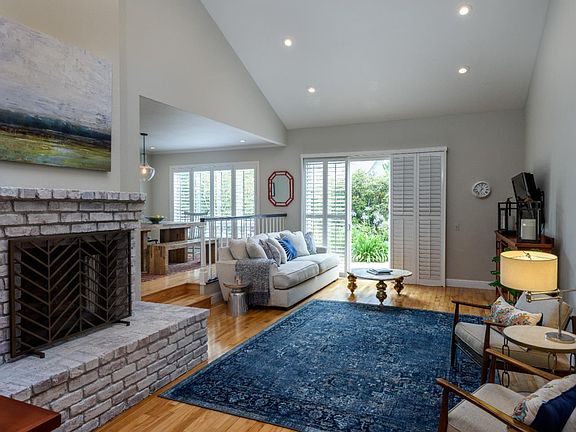 3rd image of 29 Pinehurst Ln