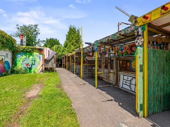 149 Pacific Avenue image 35 of 50