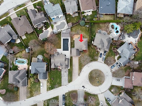 2nd image of 134 Moraine Ct