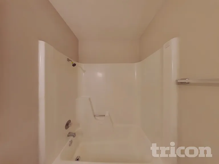 7326 Glen Trl — Photo 13