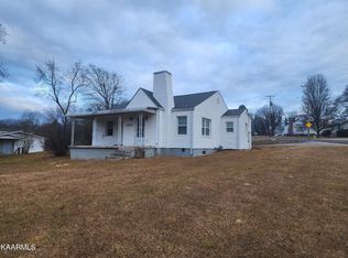 4304 Pleasant Ridge Rd, Knoxville, TN 37912