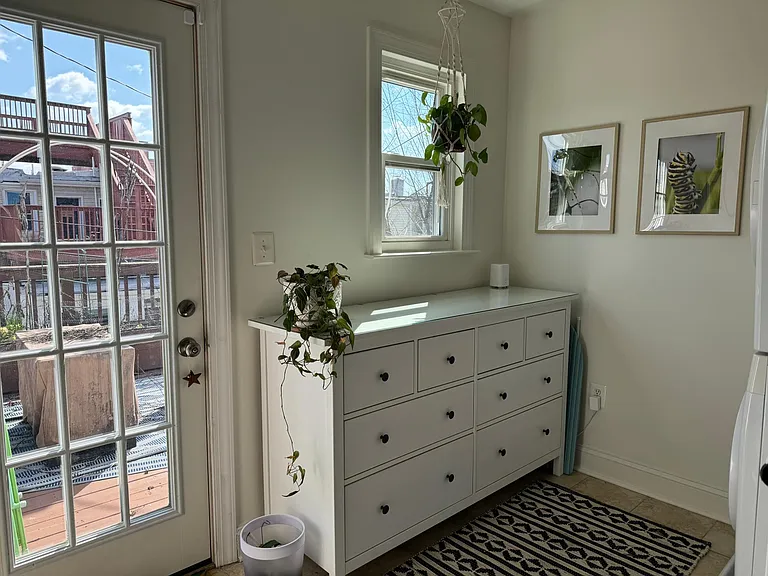 23 S Linwood Ave — Photo 10