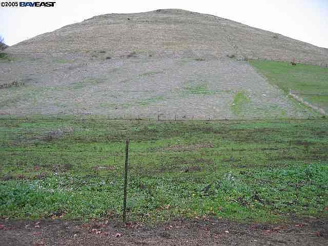 1st image of 40770 Canyon Heights Dr