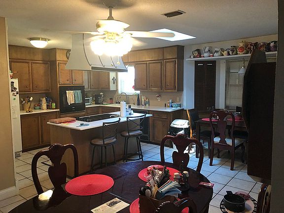 Kitchen/Dining/Breakfast