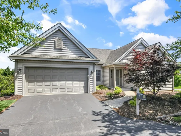 202 Sanibel Ln, Wyomissing, PA 19610