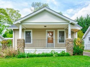 31 Oteen Park Pl, Asheville, NC 28805