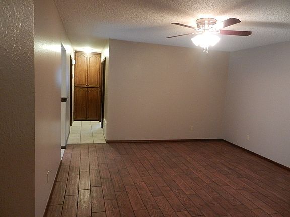 Ceiling fans throughout