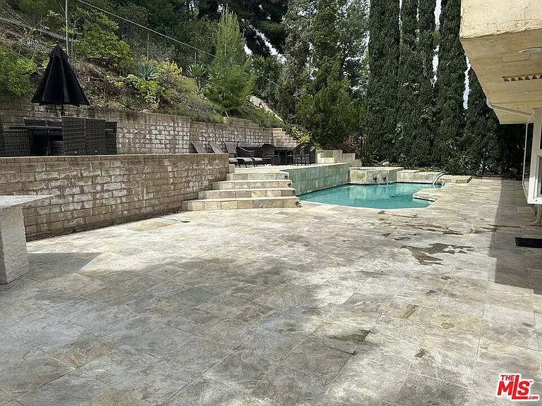 18162 Sweet Elm Dr — Photo 36