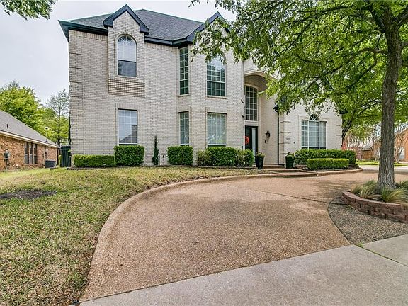 3rd image of 7625 England Dr