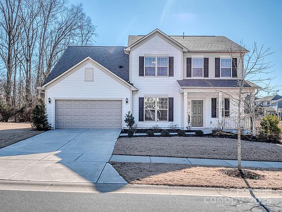 2nd image of 18015 Flowering Oak Ct