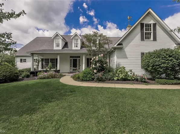 15240 Auburn Rd, Newbury, OH 44065