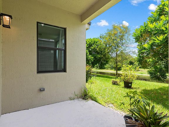 2nd image of 193 NW 36th Avenue