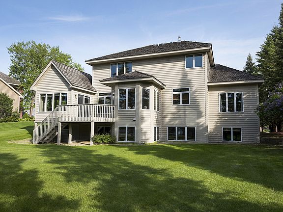 Huge deck, perfect for enter