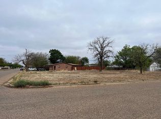 806 2nd St, Abernathy, TX 79311