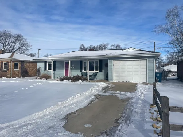 701 Cook Blvd, Bradley, IL 60915