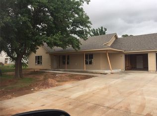118 S 6th St, Cashion, OK 73016