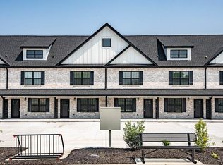 211 E Adams Ave #G, Lebanon, TN 37087