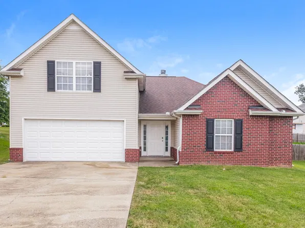 138 Howard Woody Dr, La Vergne, TN 37086