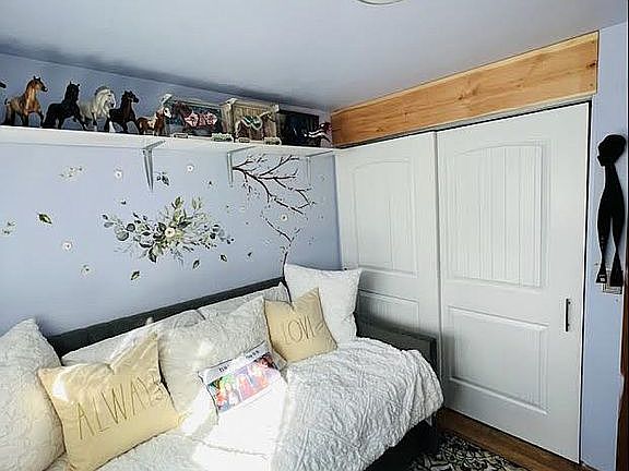 2nd image of 2419 Swift Blvd