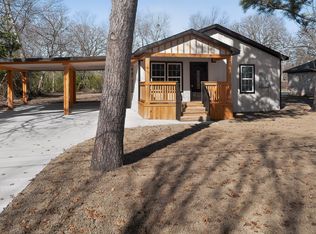 912 Netherland Dr, Seagoville, TX 75159