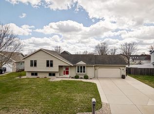126 Albert Circle, Belleville, WI