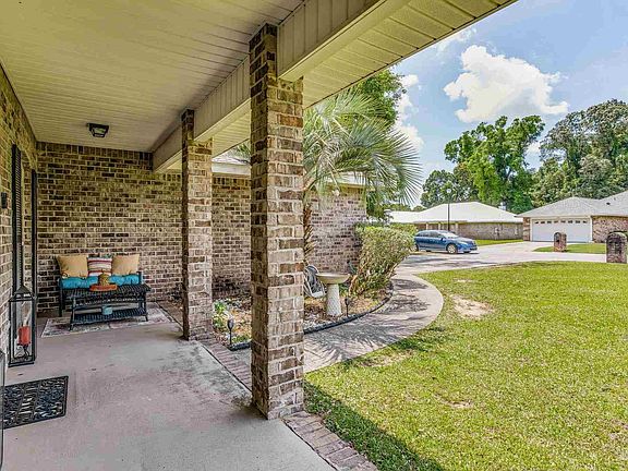2nd image of 625 Shiloh Dr