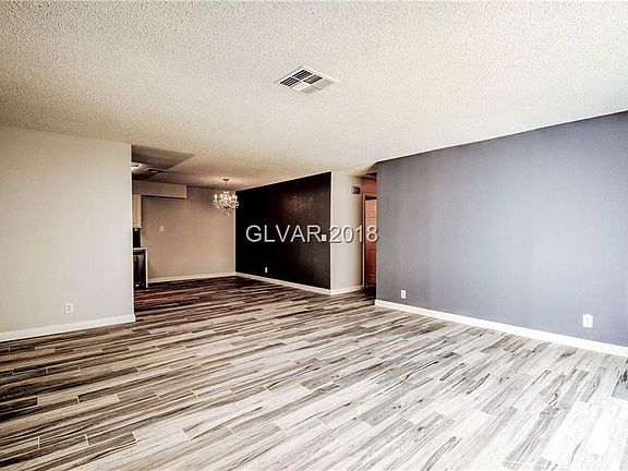 3rd image of 124 Edelweiss St